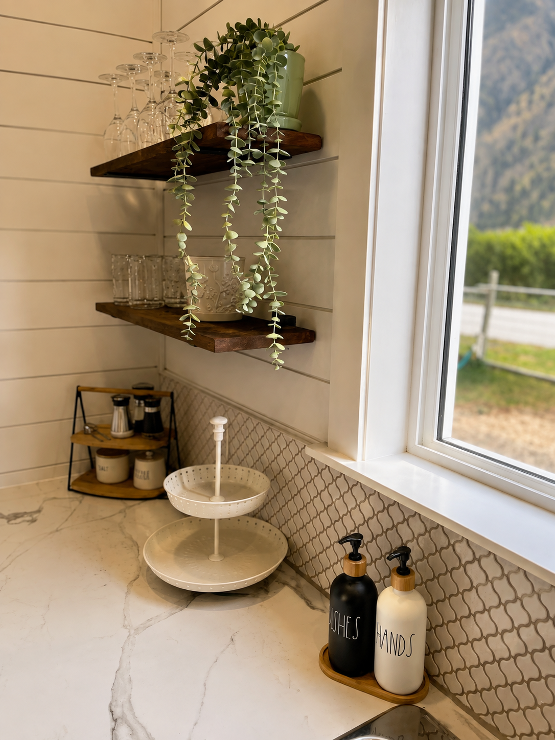The Paisley Guest House | Keremeos, BC