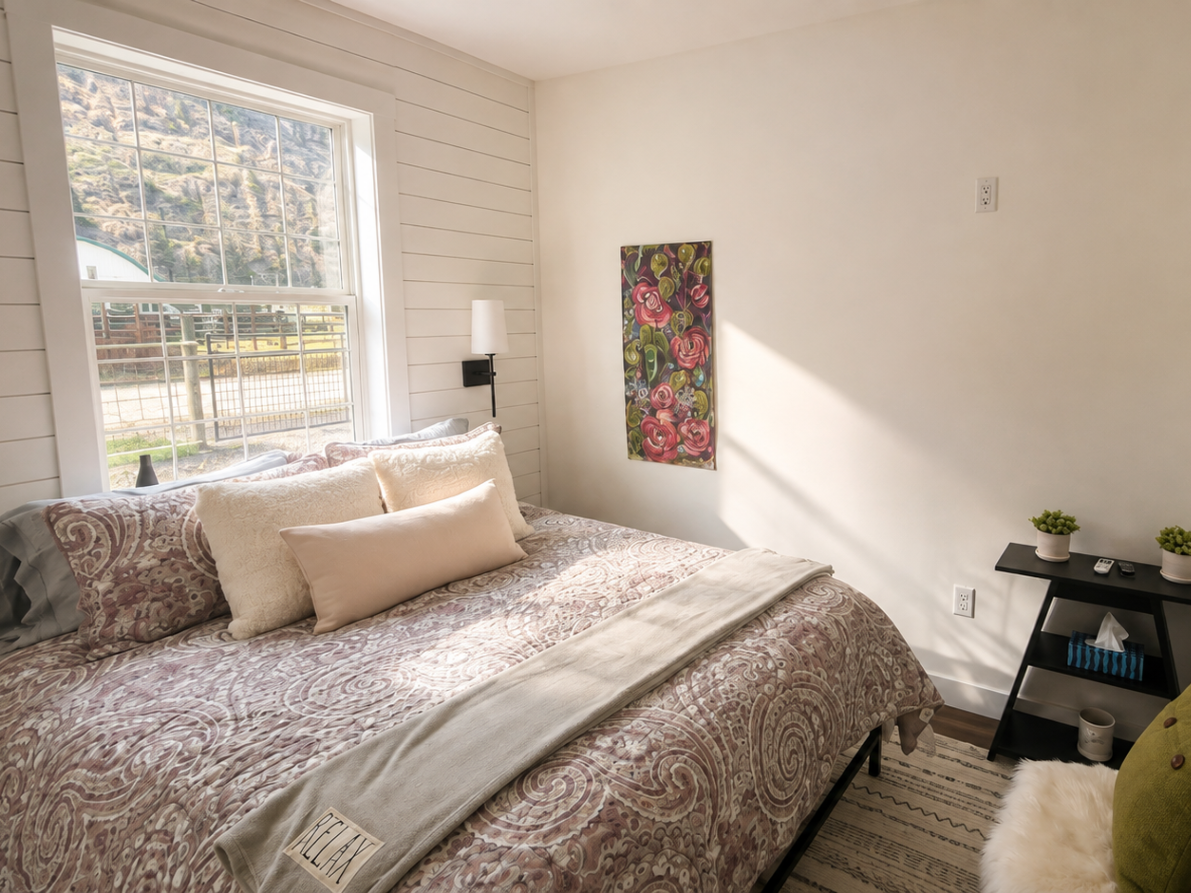 The Paisley Guest House | Keremeos, BC